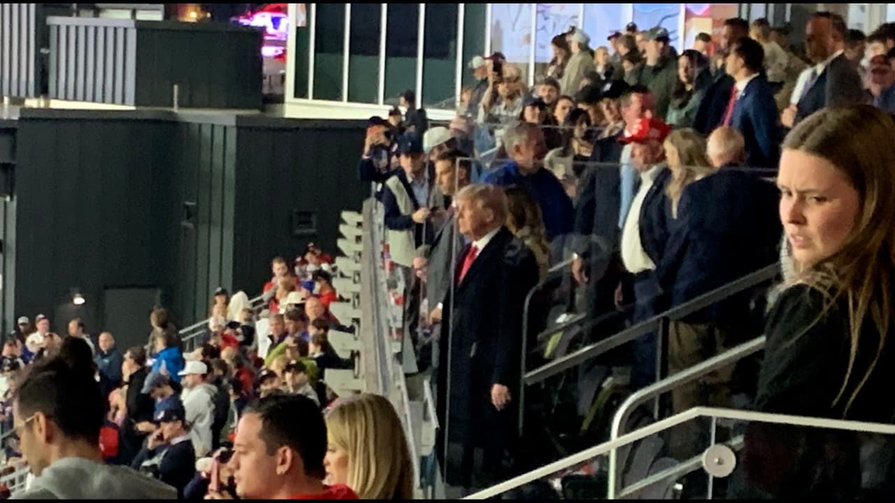 Trump acude al Juego 4 de Serie Mundial entre Braves y Astros