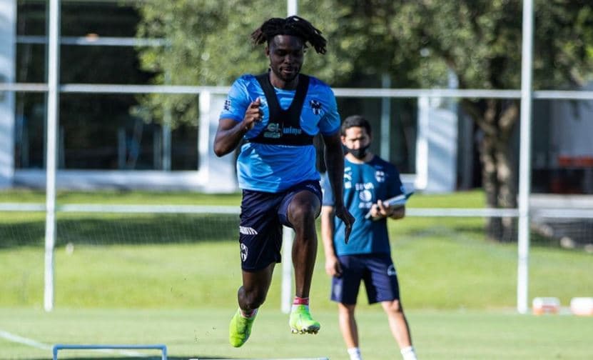 Avilés Hurtado y Janssen, las cartas del Turco con Rayados