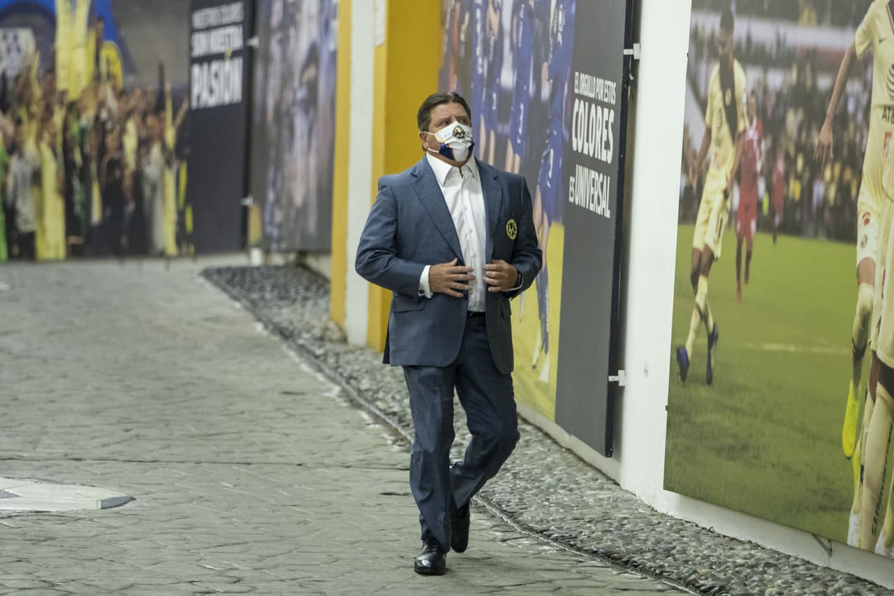 Así llegaron Águilas y Chivas al Azteca | Todo está listo en el Coloso de Santa Úrsula para una edición más del Clásico Nacional.