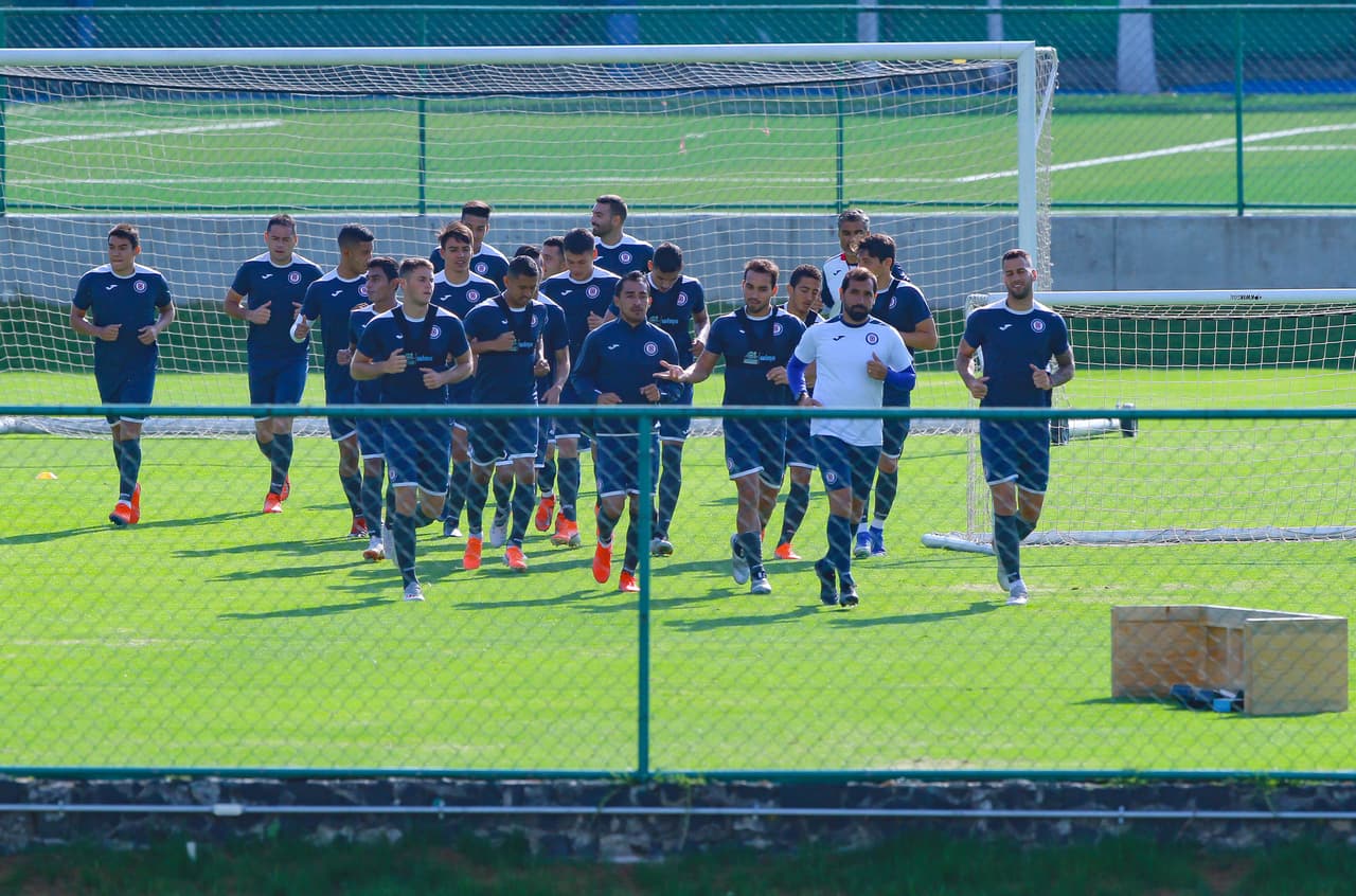 Cruz Azul arranca de nuevo un sueño de volver a ser campeón de la Liga MX y por eso en esta pretemporada mantiene un ritmo intenso para lograr esa meta en el Apertura 2018.