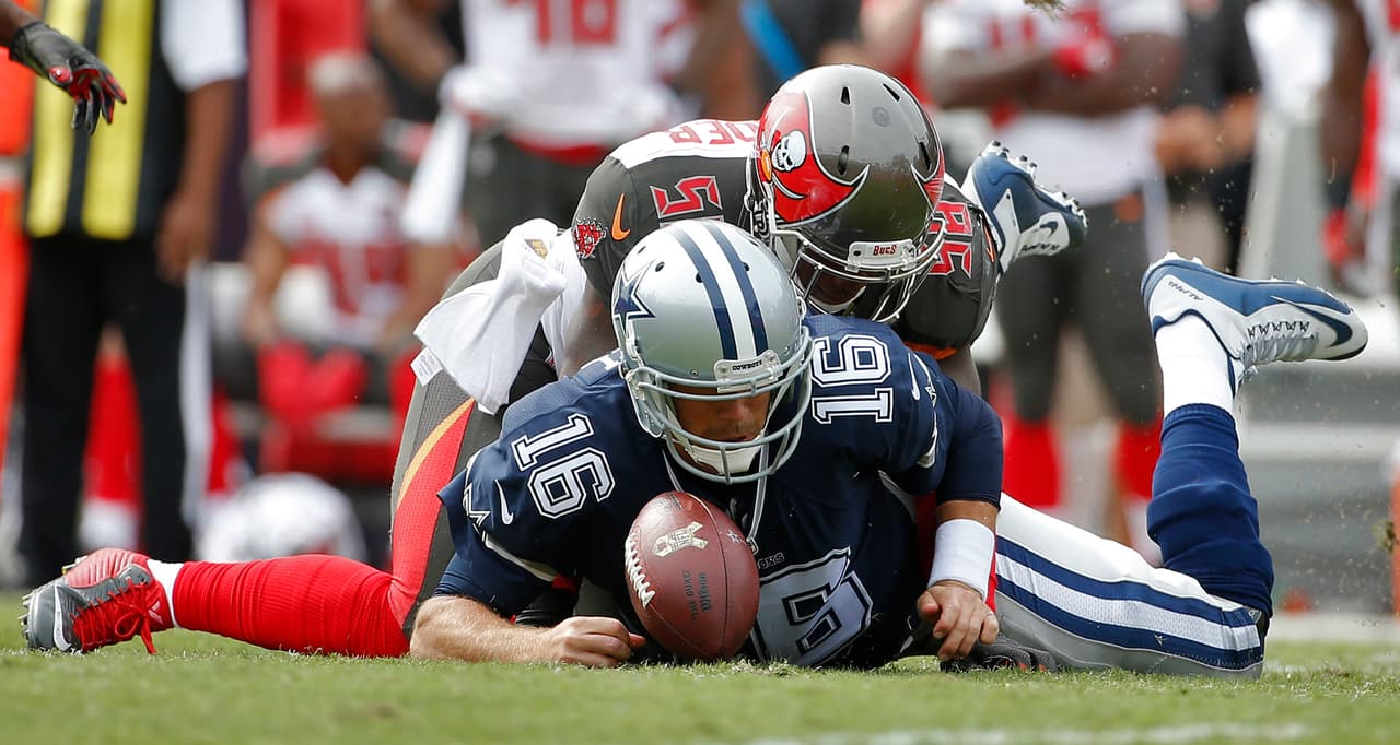 Los Cowboys sufrieron su séptima derrota de la temporada a manos de los Buccaneers por 10-6. Checa las mejores tomas del partido.