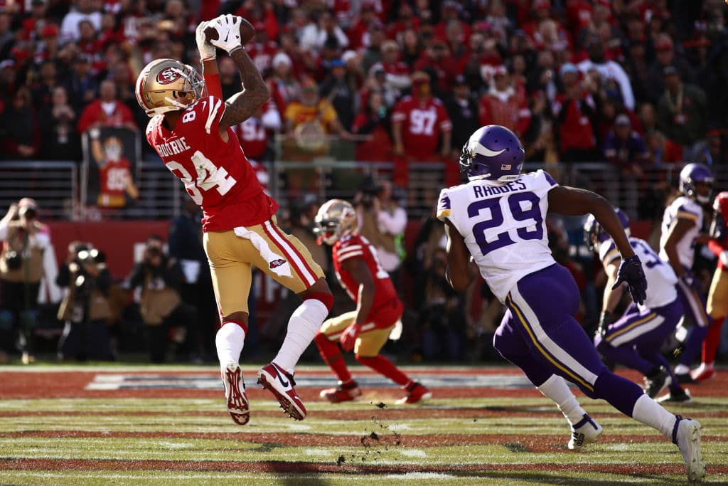San Francisco se impone 27-10 a los Minnesota Vikings en el Levi's Stadium.