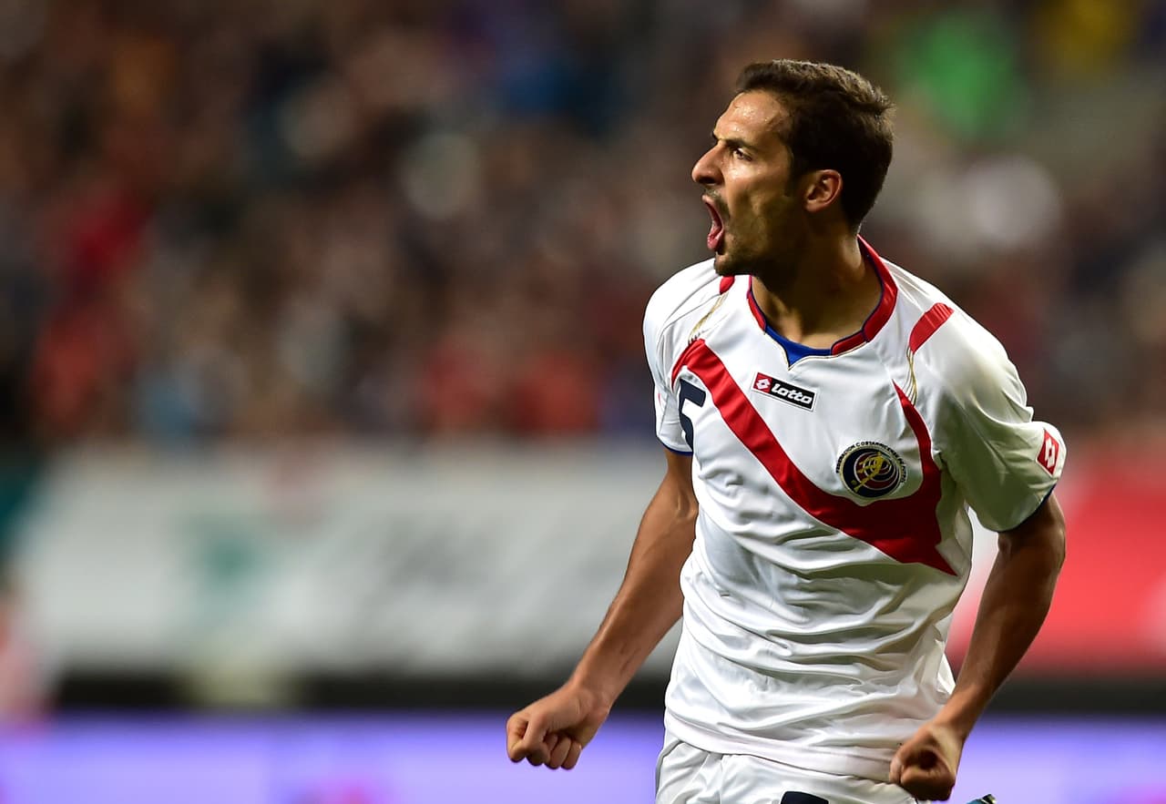 Celso Borges: Su garra y coraje ayudaron a que el equipo se mantuviera en la pelea a lo largo del partido. Su experiencia ayudó a que Costa Rica sorteara la presión de México en varias ocasiones. Calificación: 7.