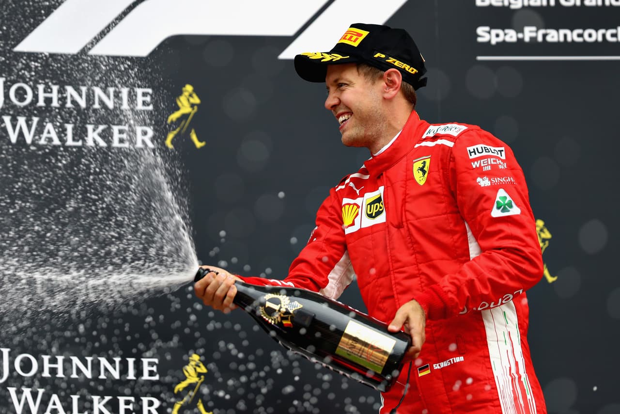 Vettel conquistó el GP de Bélgica; 'Checo' se rifó, sacó la casta y finalizó quinto