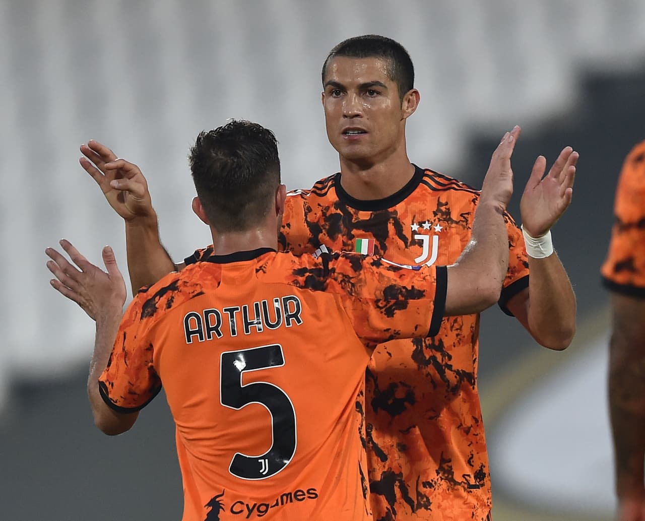 CR7 vuelve a ser titular tras COVID-19 y regresa Ter Stegen