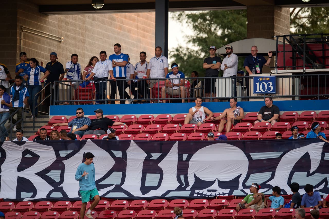 La creatividad y la pasión de los aficionados al fútbol es infinita cuando de apoyar a tu selección se trata.