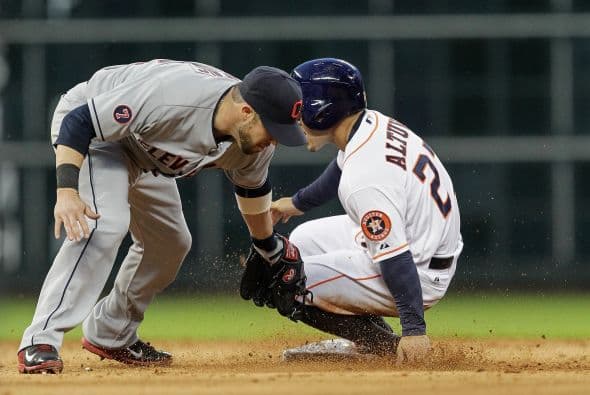 El equipo de Houston dio inicio a su temporada en casa en un enfrentamiento contra los Indios de Cleveland y no quedó ni un asiento vacío.