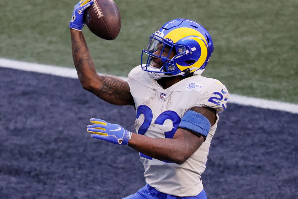 El cuadro angelino consiguió su pase a la ronda divisional tras vencer 30-20 a los de Seattle. | Russell Wilson poco pudo hacer con las deficiencias de la línea ofensiva contrastada con la poderosa defensiva de los Rams.