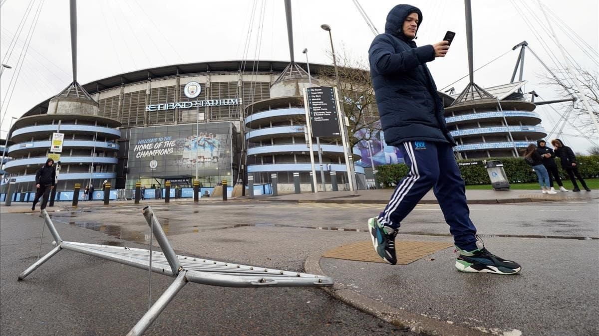 La seguridad de los jugadores y fanáticos que asisten a los estadios no puede estar asegurada, debido a las malas condiciones climáticas.