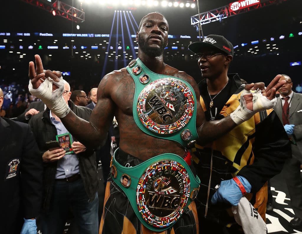 2) 
<b>Deontay Wilder (40-0)</b>. El 'Bombardero de Bronce' venció con nocaut en el décimo round a Luis Ortiz el 3 de marzo. El 1 de diciembre pelea contra el excampeón mundial Tyson Fury en Los Ángeles.