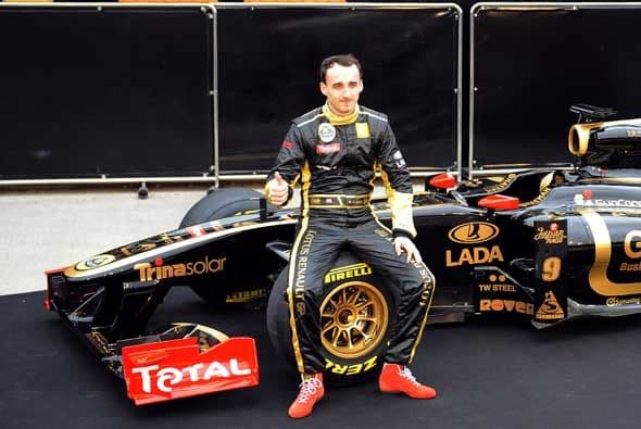 Kubica, de 26 años, un apasionado de los rallies y debía volver a Valencia el lunes.