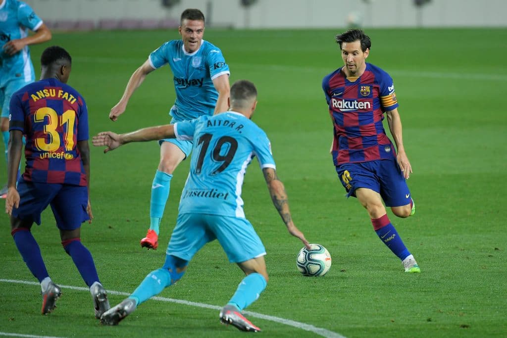 Aunque Barcelona no mostró su mejor futbol, Lionel Messi hizo lo suyo para sacar los tres puntos en casa.