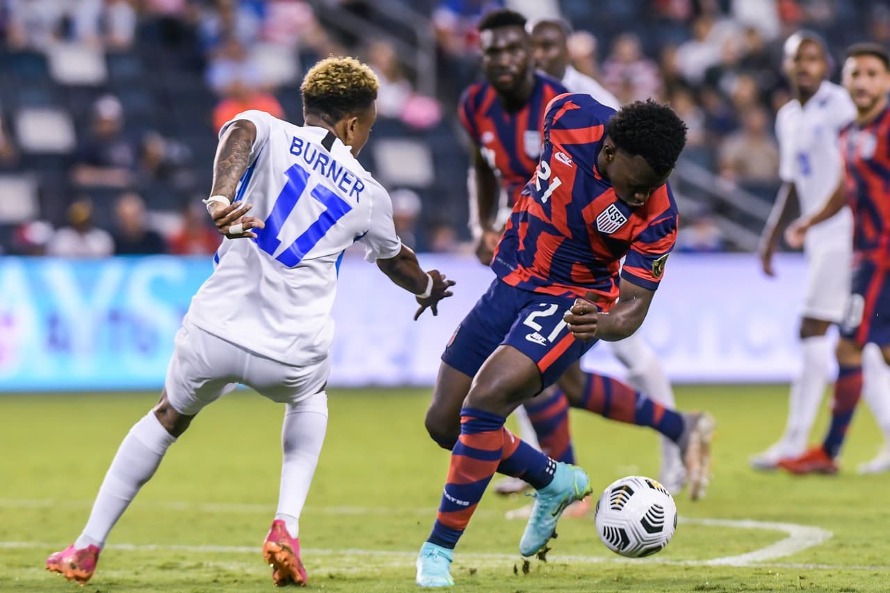 Estados Unidos saca toda la artillería y golean 1-6 a Martinica en la jornada dos de la Copa Oro.