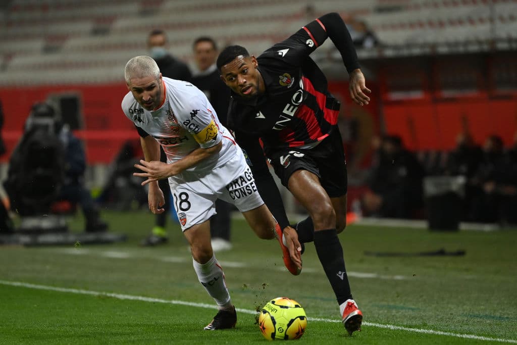 Niza y Lorient repartieron unidades tras igualar a dos tantos.