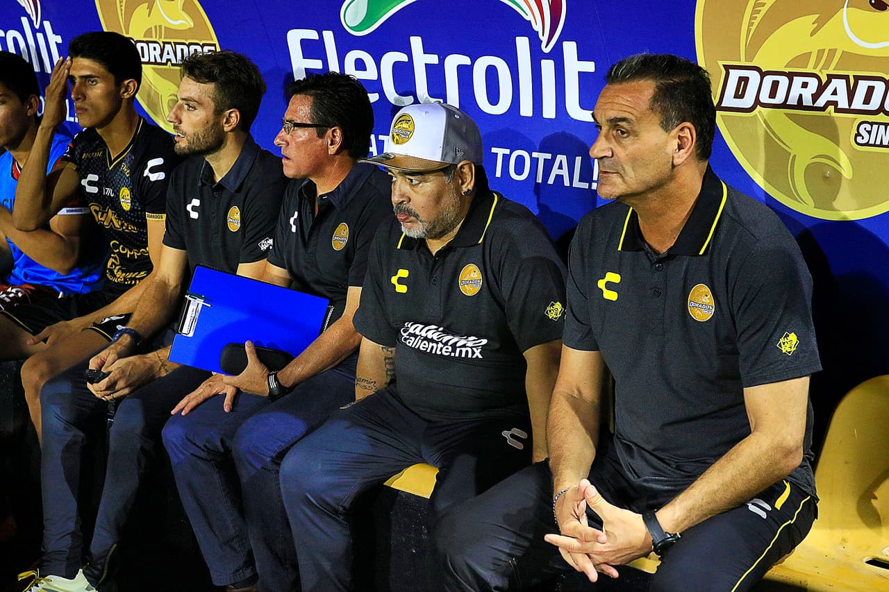 "
<b>Hoy Dorados puso el fútbol, ellos se dedicaron a contratacar. No le voy a enseñar a nadie lo que es el fútbol, cada quien tiene su libreto", </b>dijo Maradona sobre su rival de turno.