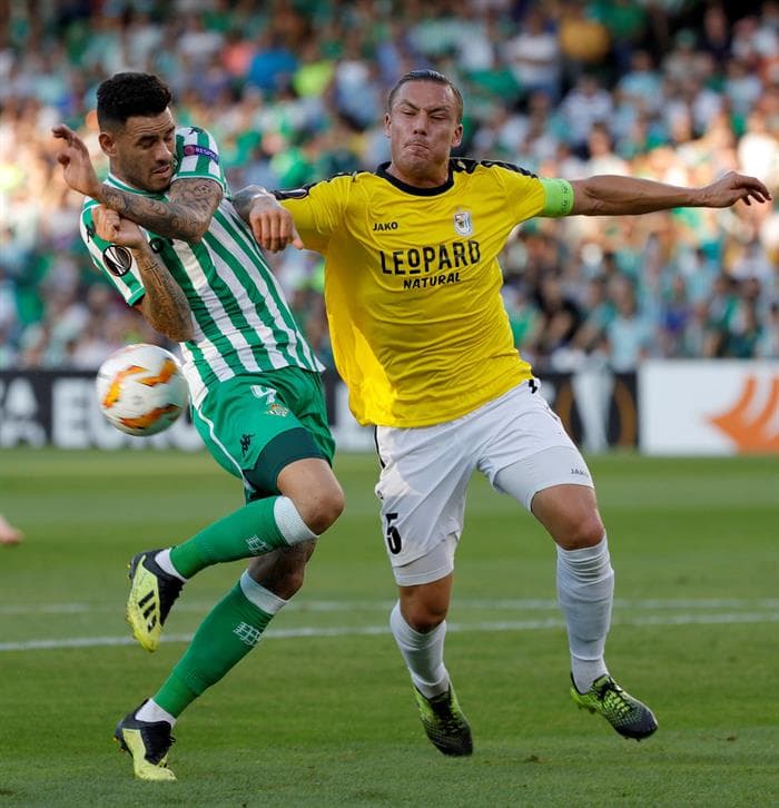 Betis empató en su primer partido en la Europa League en su visita al Olympiacos en Grecia, mientras que F91 Dudelange cayó contra Milán.