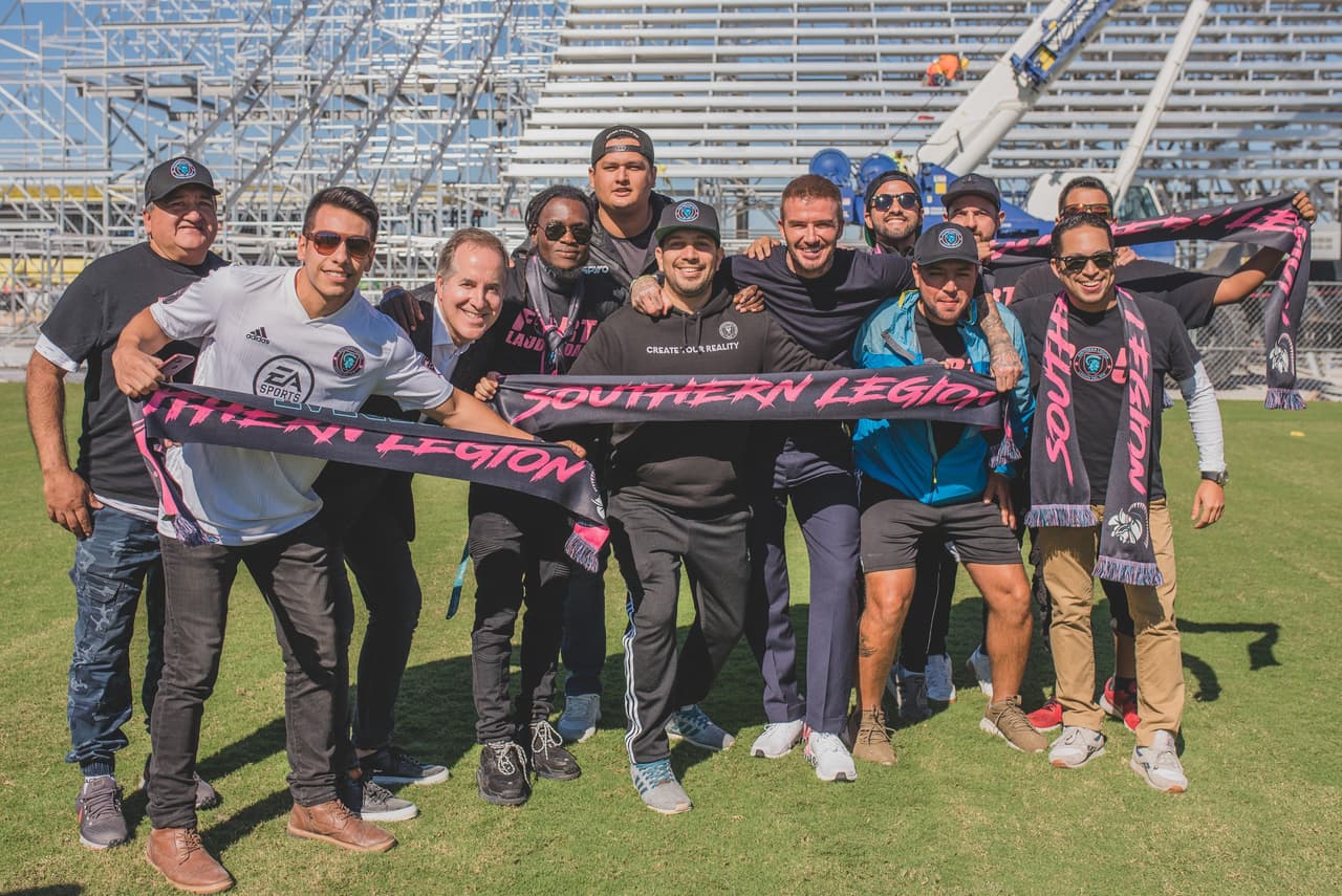Inter Miami permitió el ingreso de algunos aficionados, quienes celebraron la ocasión como si casi fuera la apertura oficial del estadio.