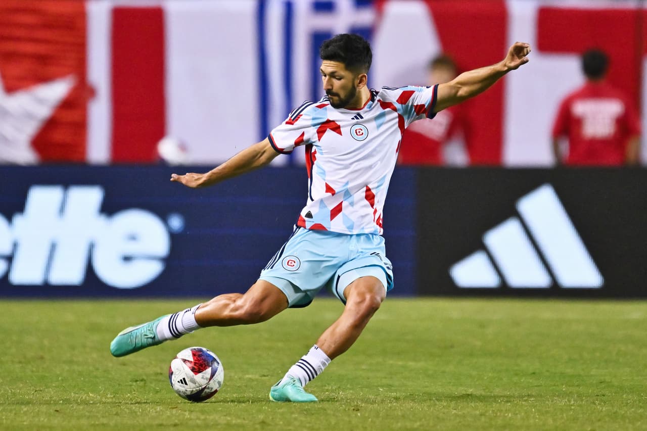 Defensor - MAURICIO PINEDA (Chicago Fire FC)