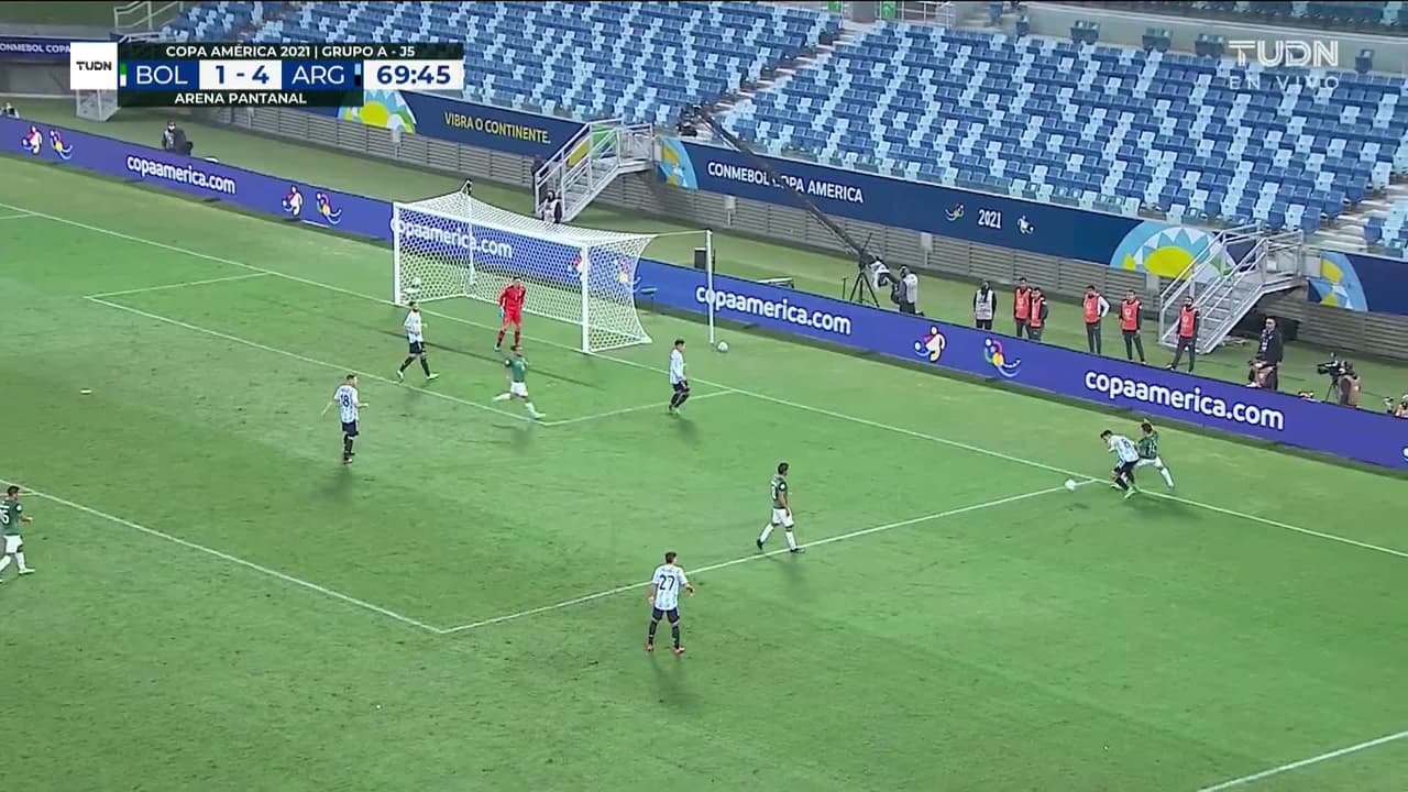 ¡TIRO ATAJADO! disparo por Lautaro Martínez.