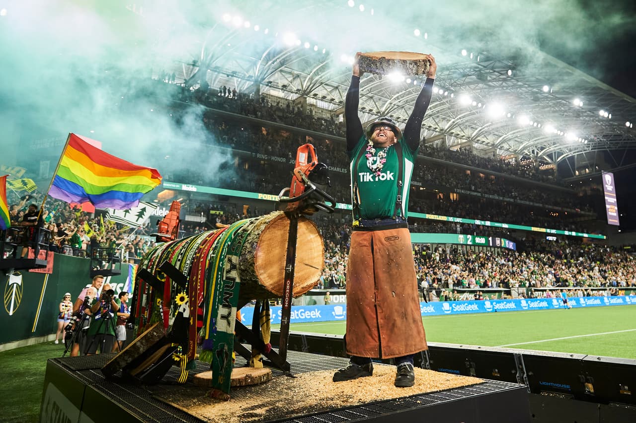 Portland Timbers dedicó a su afición el agónico triunfo por 2-1 frente a LAFC.
<br>