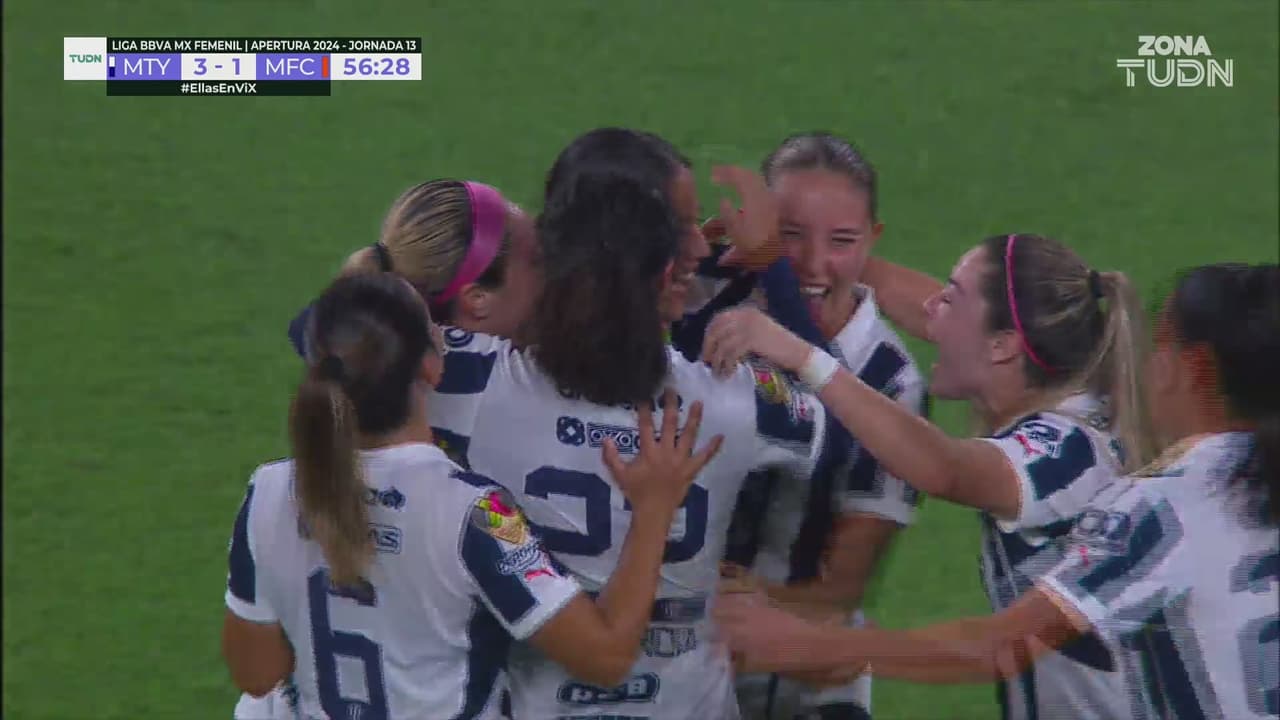 ¡Grítalo Capi! Bernal cobra el tiro libre directo a las redes para el 4-1