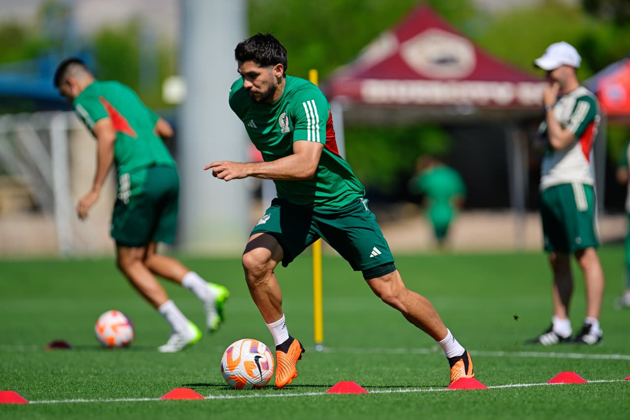 Se previene, Jimmy Lozano delinea un 11 sin Edson Álvarez ante Jamaica