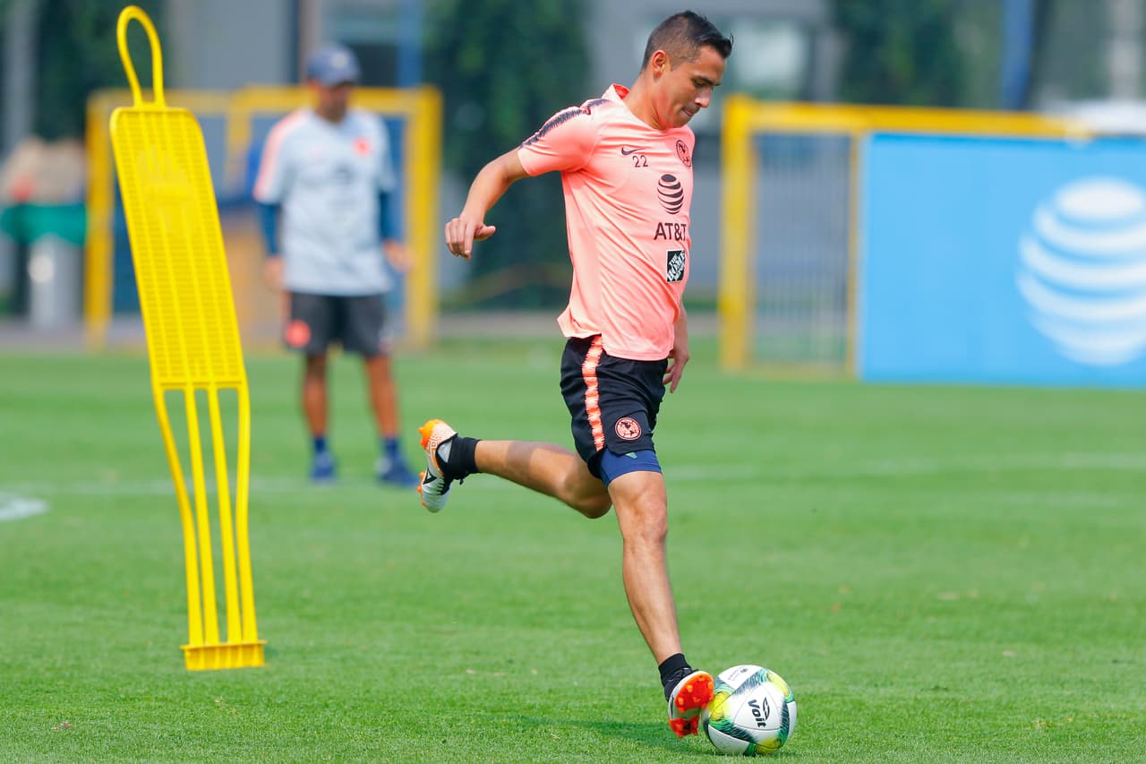 El entrenamiento de América en Coapa estuvo marcado por la tranquilidad del cupo en Liguilla pero por la exigencia de ganar contra Veracruz para mejorar lugares para los Cuartos de Final del Clausura 2019.