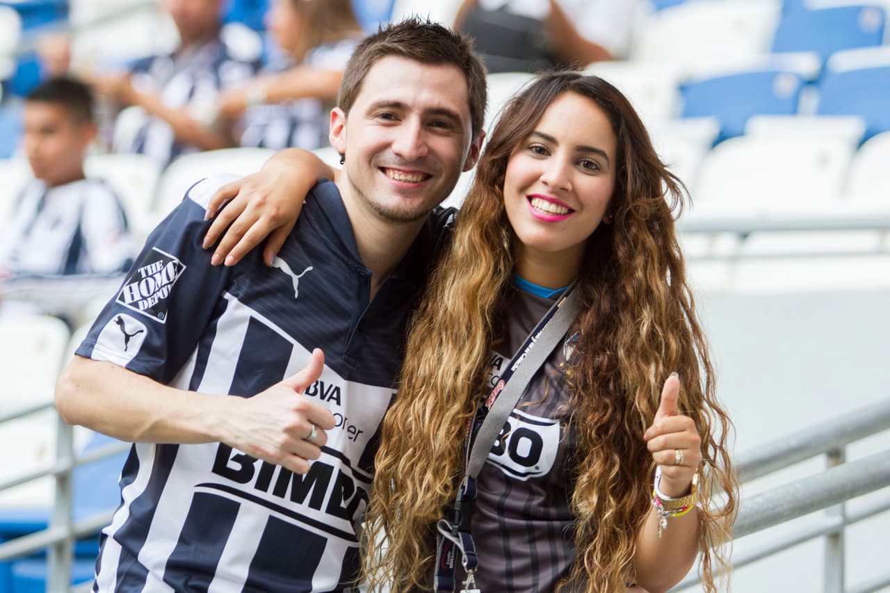 Así se vivió el colorido de la afición en las Semifinales del Clausura 2016, con los seguidores a lo largo de los estadios de la Liga MX.