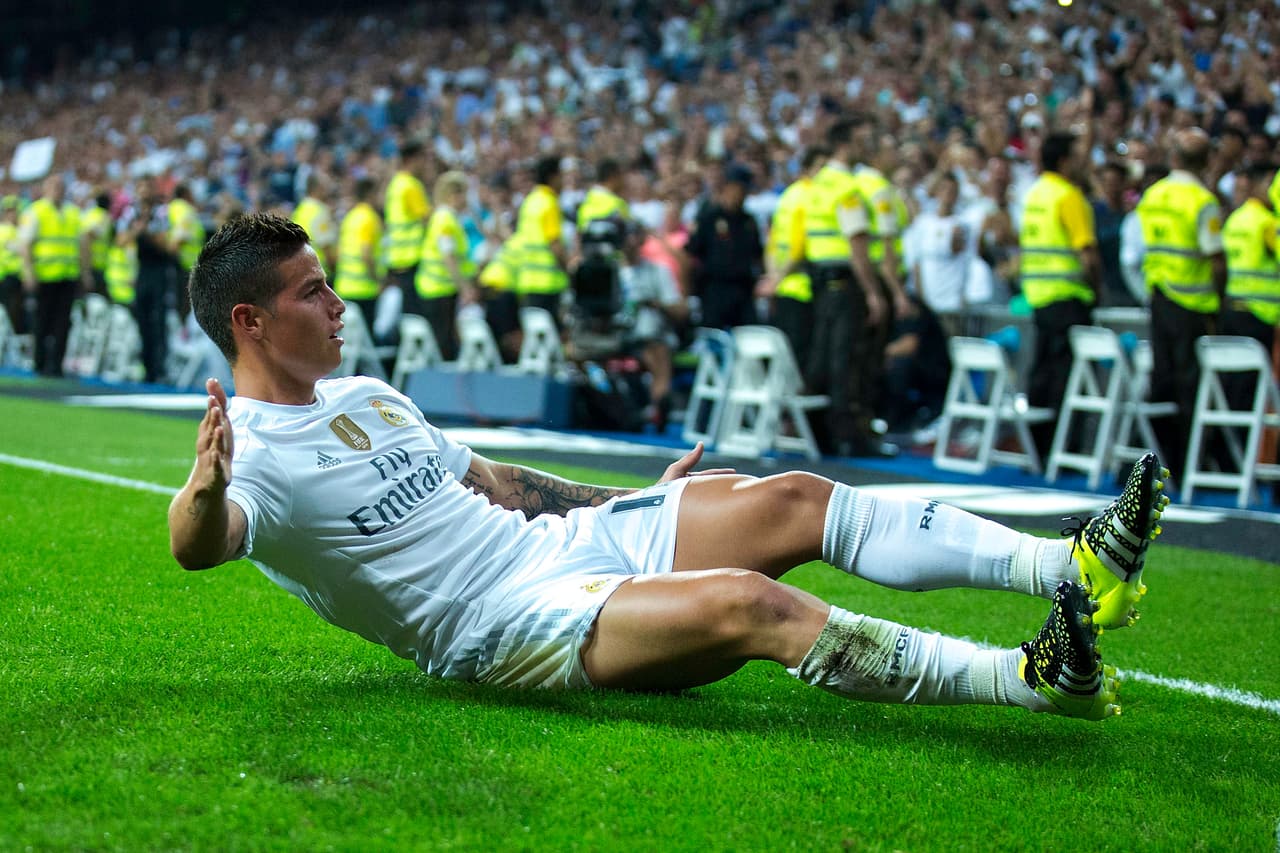 James se mandó otro golazo con un espectacular remate de chilena dentro del área que significó el cuatro a cero.