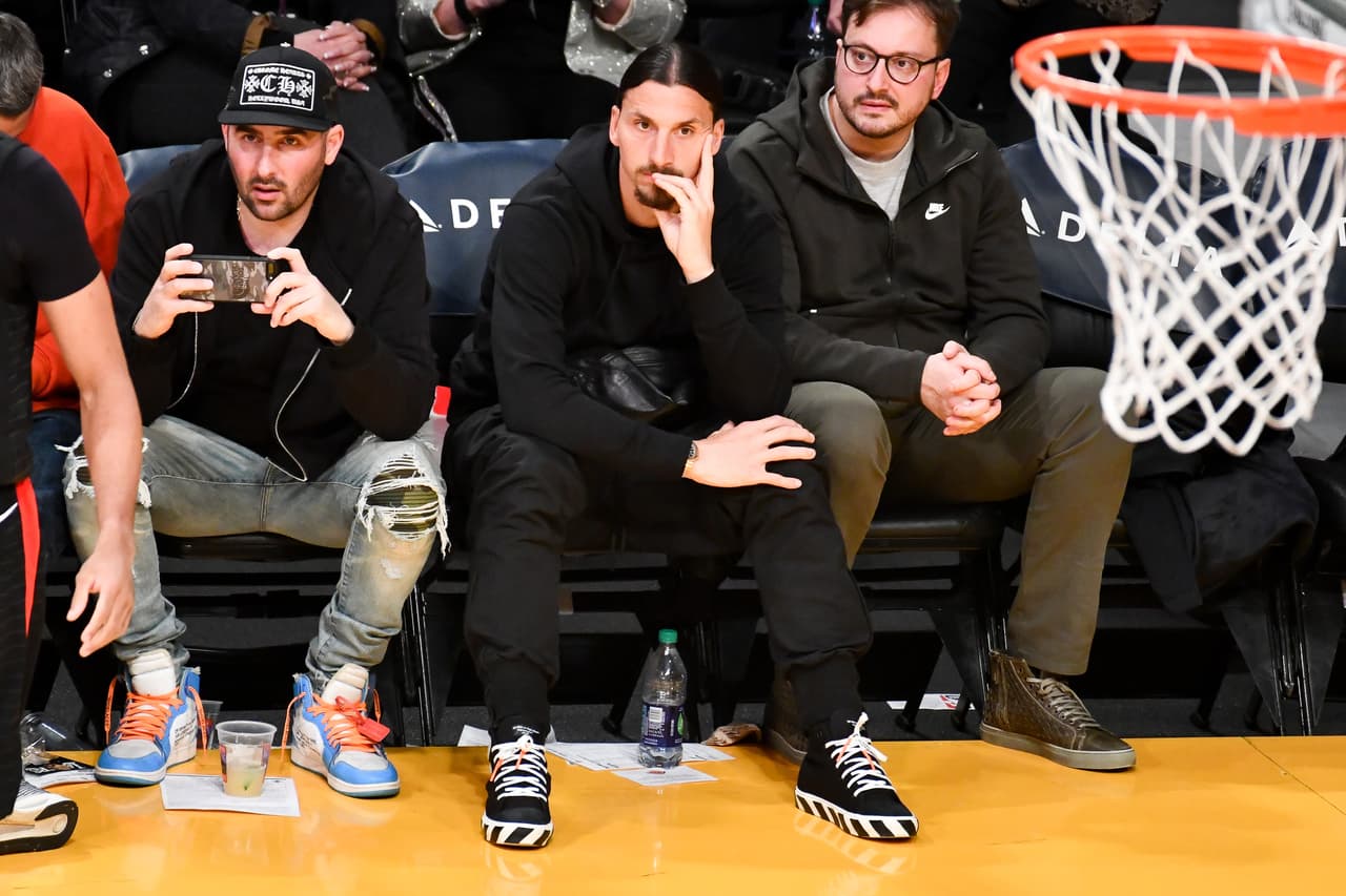 El compañero de Jonathan Dos Santos y Uriel Antuna no salió contento después de la derrota de los Lakers.