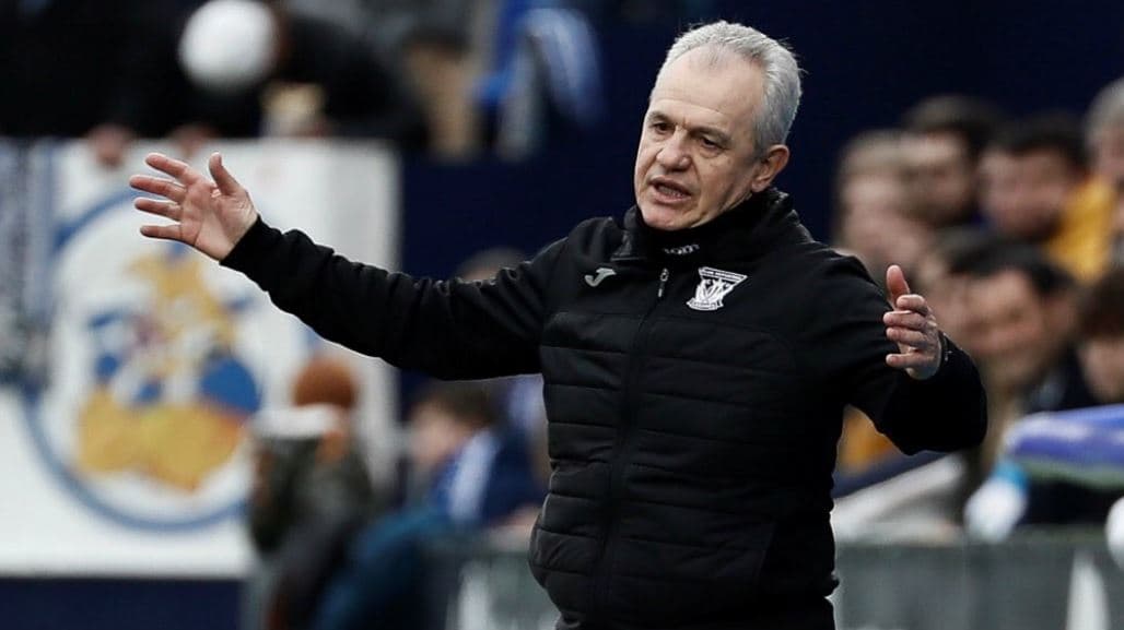 Javier Aguirre puede perder a otro delantero gracias al Barça