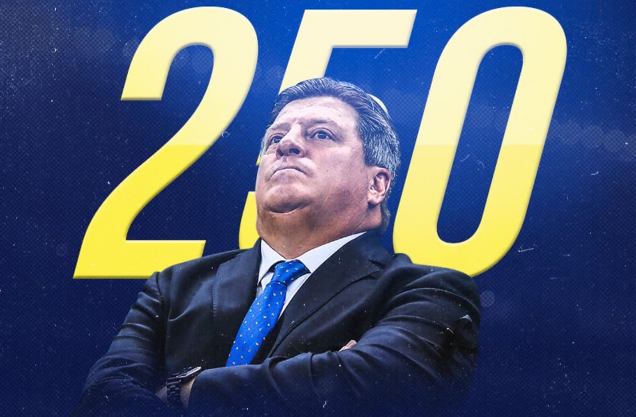 Miguel Herrera logra 250 victorias en el futbol mexicano