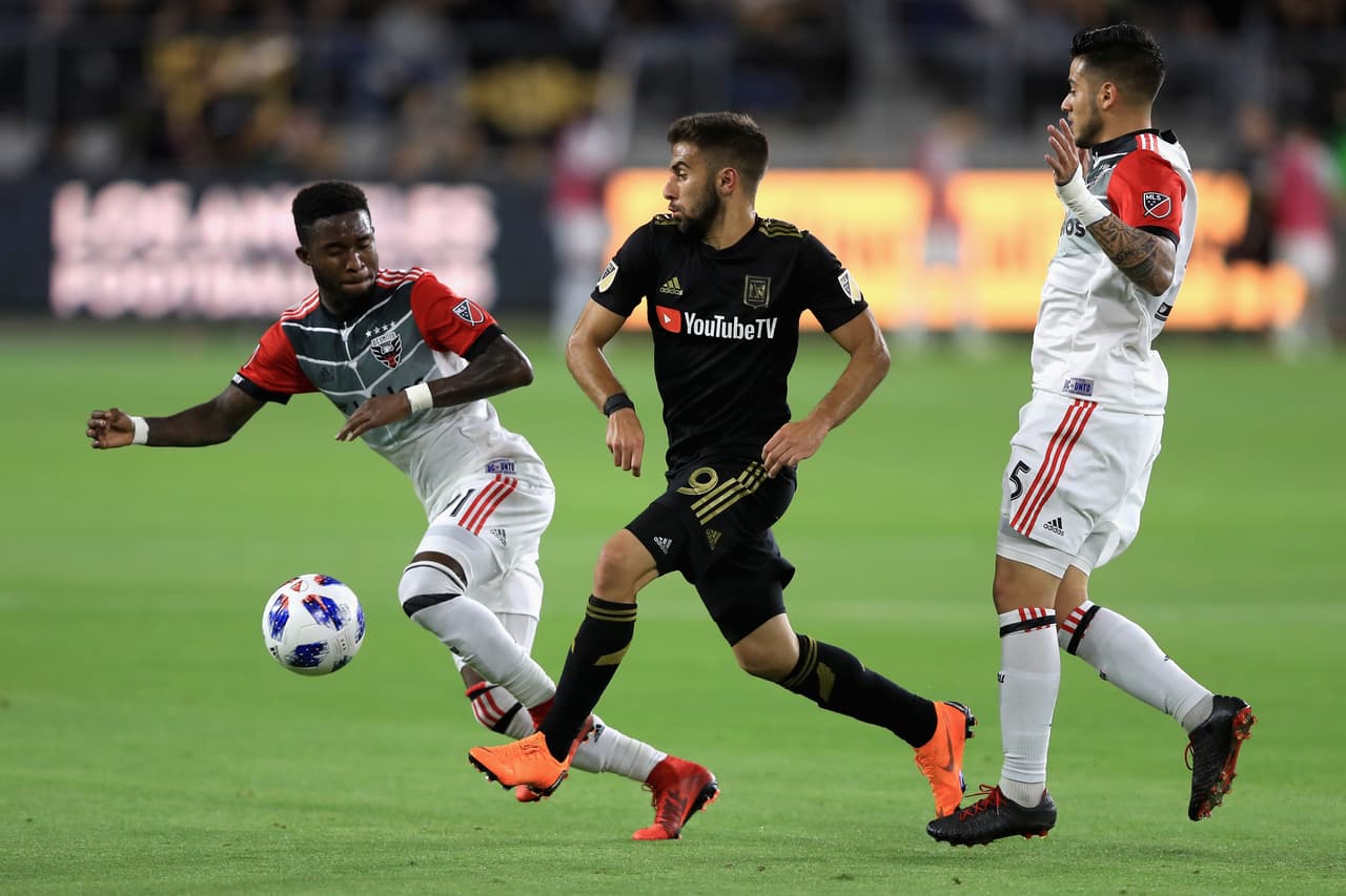 La 
<b>Major League Soccer</b> es la liga más importante y cuenta con 23 equipos, 20 de ellos en Estados Unidos y tres en Canadá. 
<br>