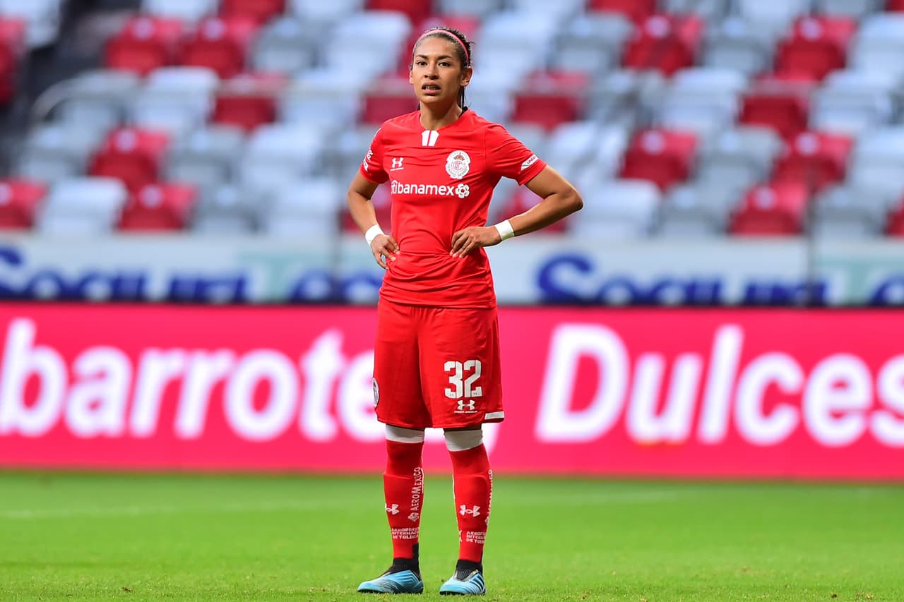 Con goles de Desiree Monsiváis, Rayadas venció, no sin sufrir al final 1-2 a las Diablitas del Toluca, en la Bombonera, Karla Saavedra descontó para las locales.