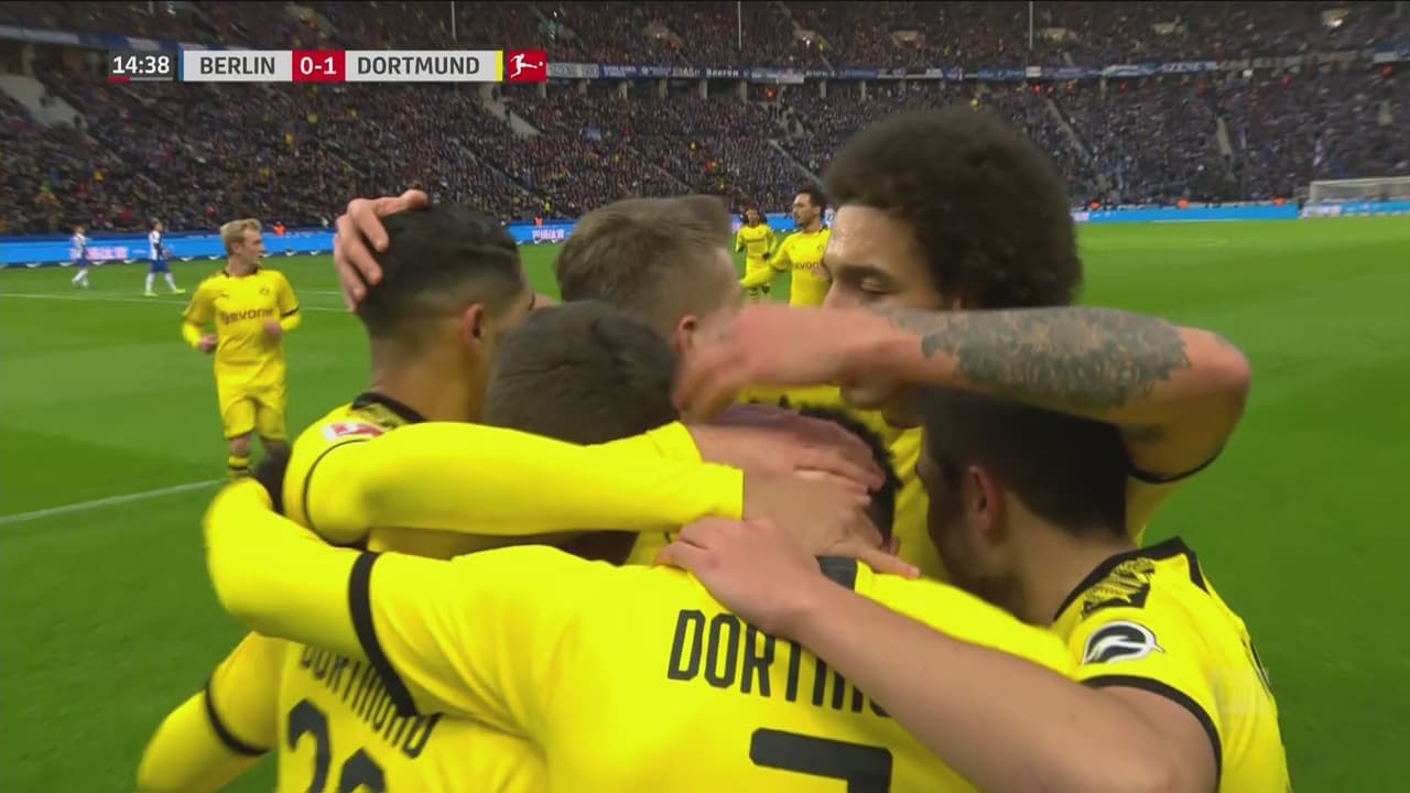 ¡Llega su majestad! Espectacular definición de Sancho para poner arriba al Dortmund