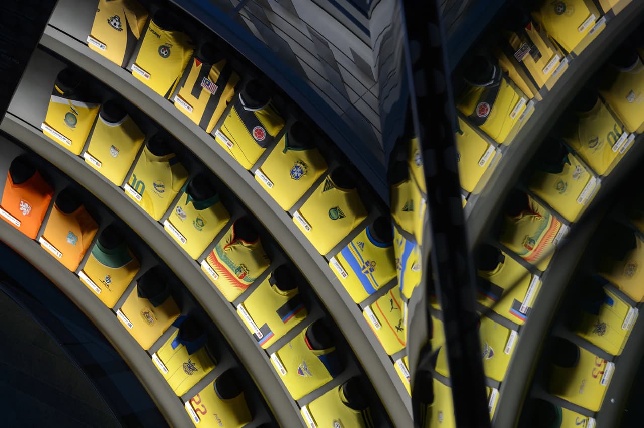 El recinto se ubica en Zúrich, Suiza y abrirá sus puertas el 28 de febrero donde los aficionados al balompié podrán atestiguar la evolución del fútbol internacional además de disfrutar de un universo multimedia interactivo y experimentar las emociones que despierta el fútbol.