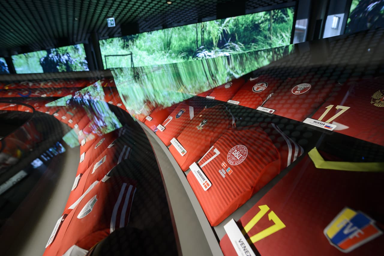 El recinto se ubica en Zúrich, Suiza y abrirá sus puertas el 28 de febrero donde los aficionados al balompié podrán atestiguar la evolución del fútbol internacional además de disfrutar de un universo multimedia interactivo y experimentar las emociones que despierta el fútbol.