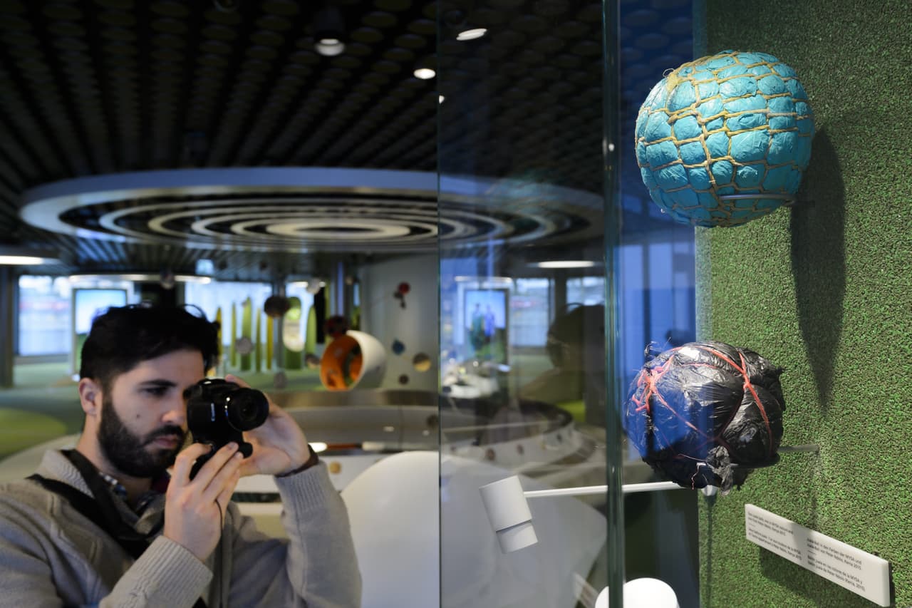 El recinto se ubica en Zúrich, Suiza y abrirá sus puertas el 28 de febrero donde los aficionados al balompié podrán atestiguar la evolución del fútbol internacional además de disfrutar de un universo multimedia interactivo y experimentar las emociones que despierta el fútbol.