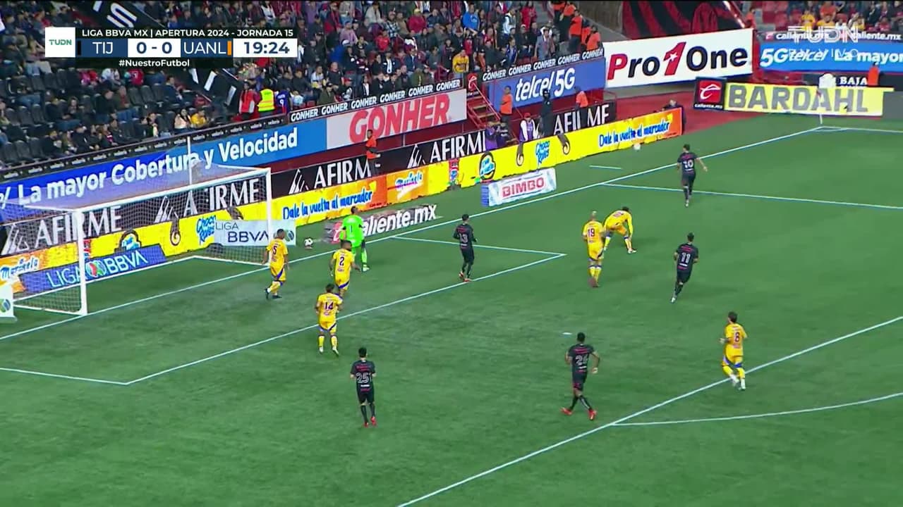 ¡TIRO ATAJADO! disparo por Kevin Castañeda.