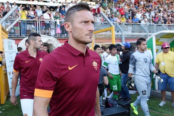 Francesco Totti de la Roma es uno de los más veteranos de la liga con 37 años de edad.