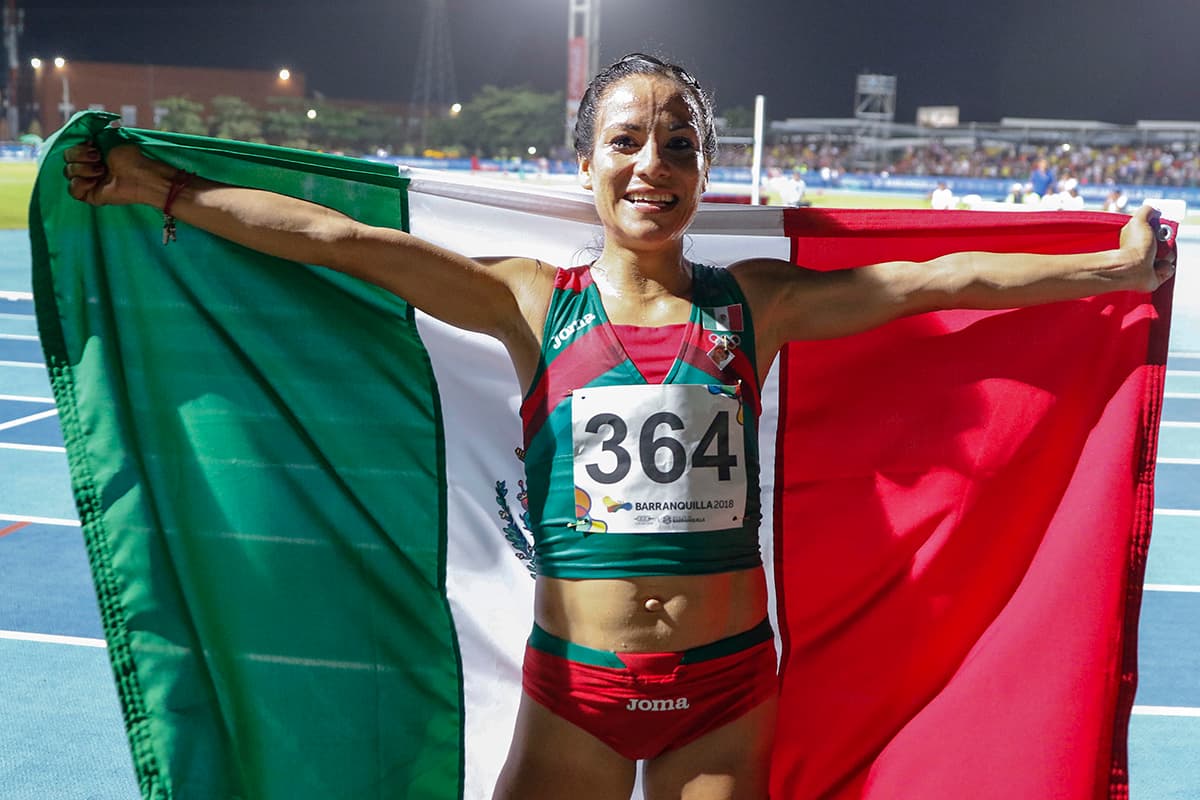 Los triunfos en 10,000 metros femenil y varonil permitieron a México llegar a 92 medallas de oro, 81 de plata y 56 de bronce para un total de 229 en los Juegos Centroamericanos y del Caribe.