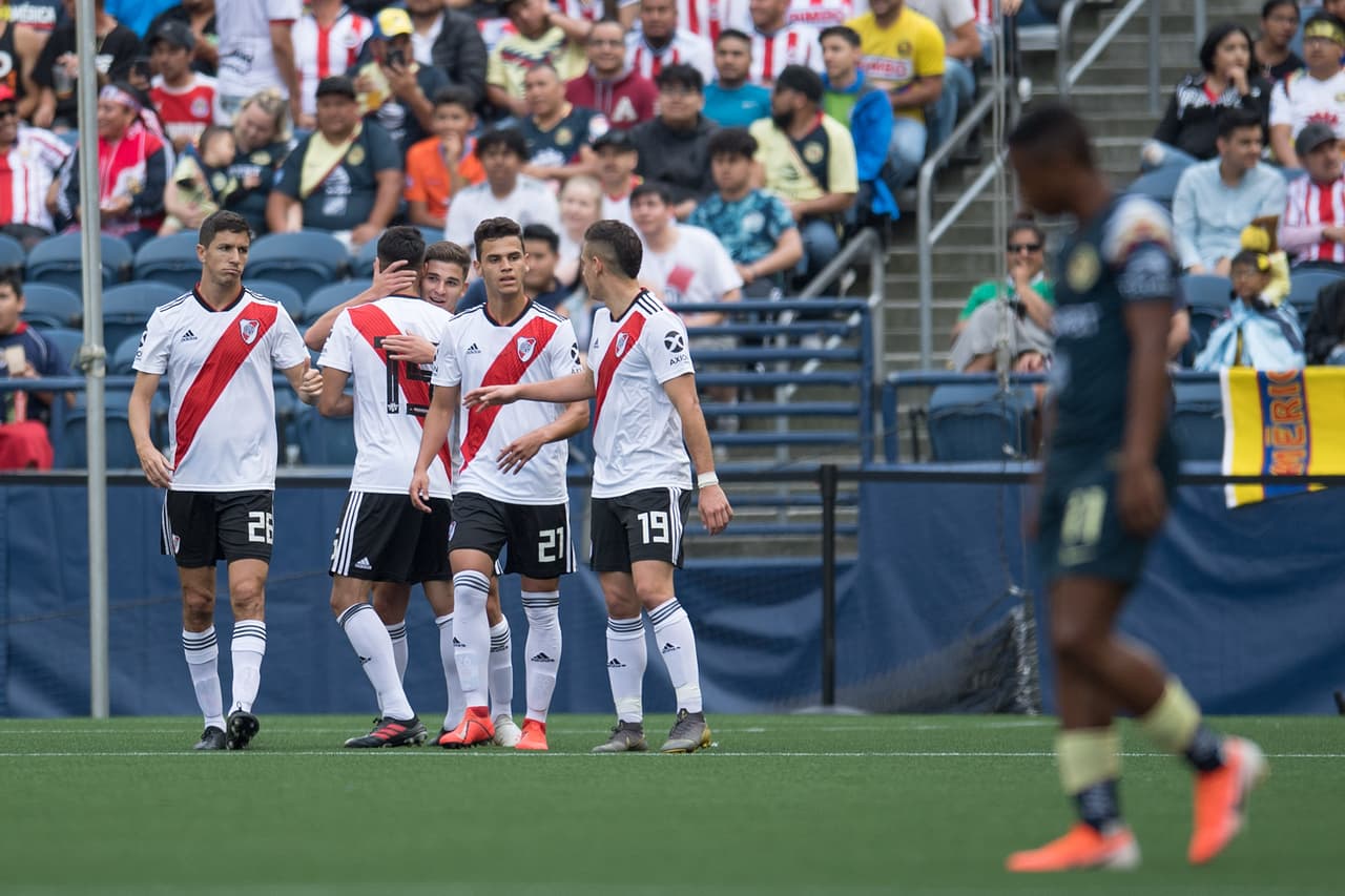 Al minuto 15' Julián Álvarez hizo el primer gol de River Plate en el partido.