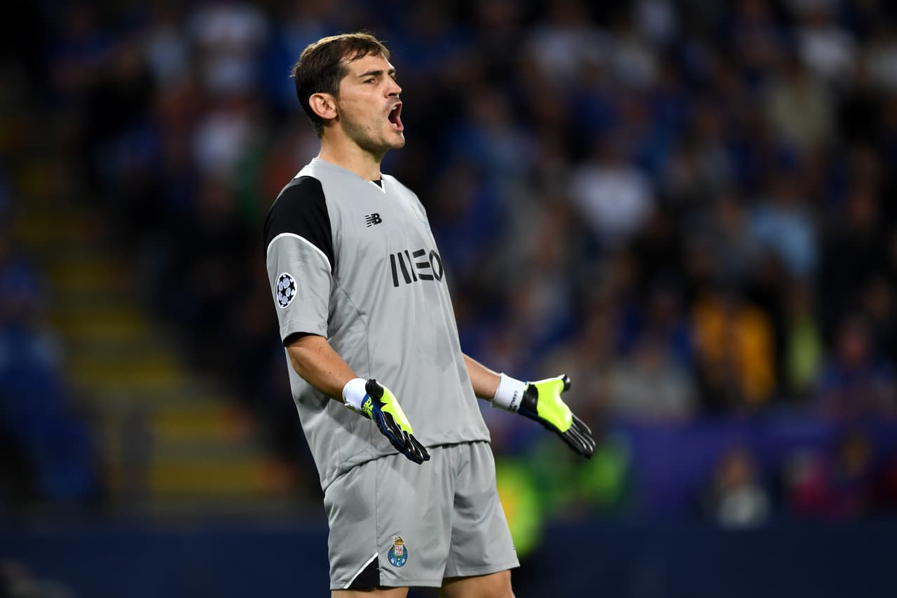 LEICESTER, ENGLAND - SEPTEMBER 27: Iker Casillas of FC Porto reacts during the UEFA Champions League Group G match between Leicester City FC and FC Porto at The King Power Stadium on September 27, 2016 in Leicester, England. (Photo by Shaun Botterill/Getty Images)