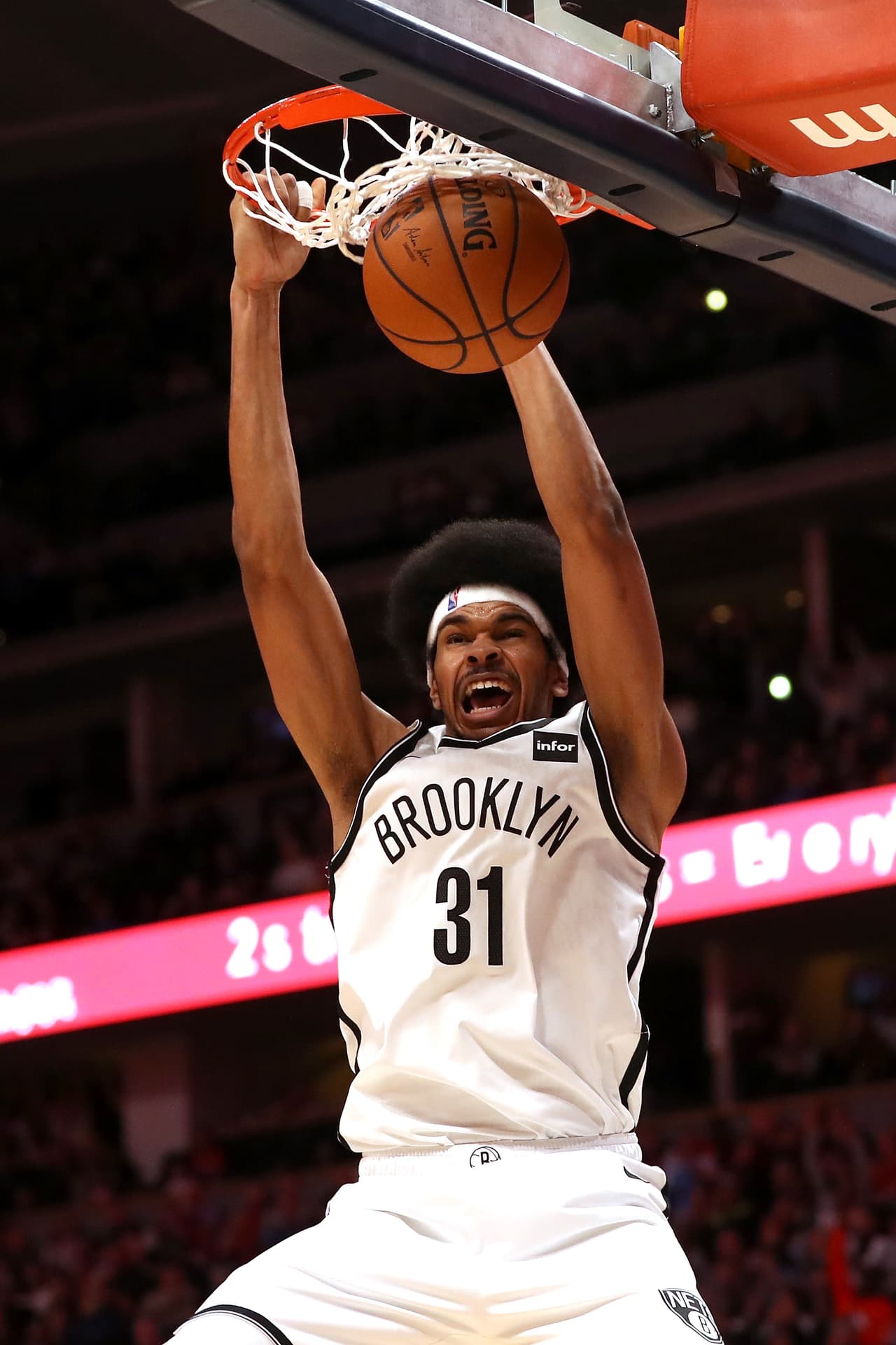 Jarrett Allen (Brooklyn Nets) - 39 clavadas