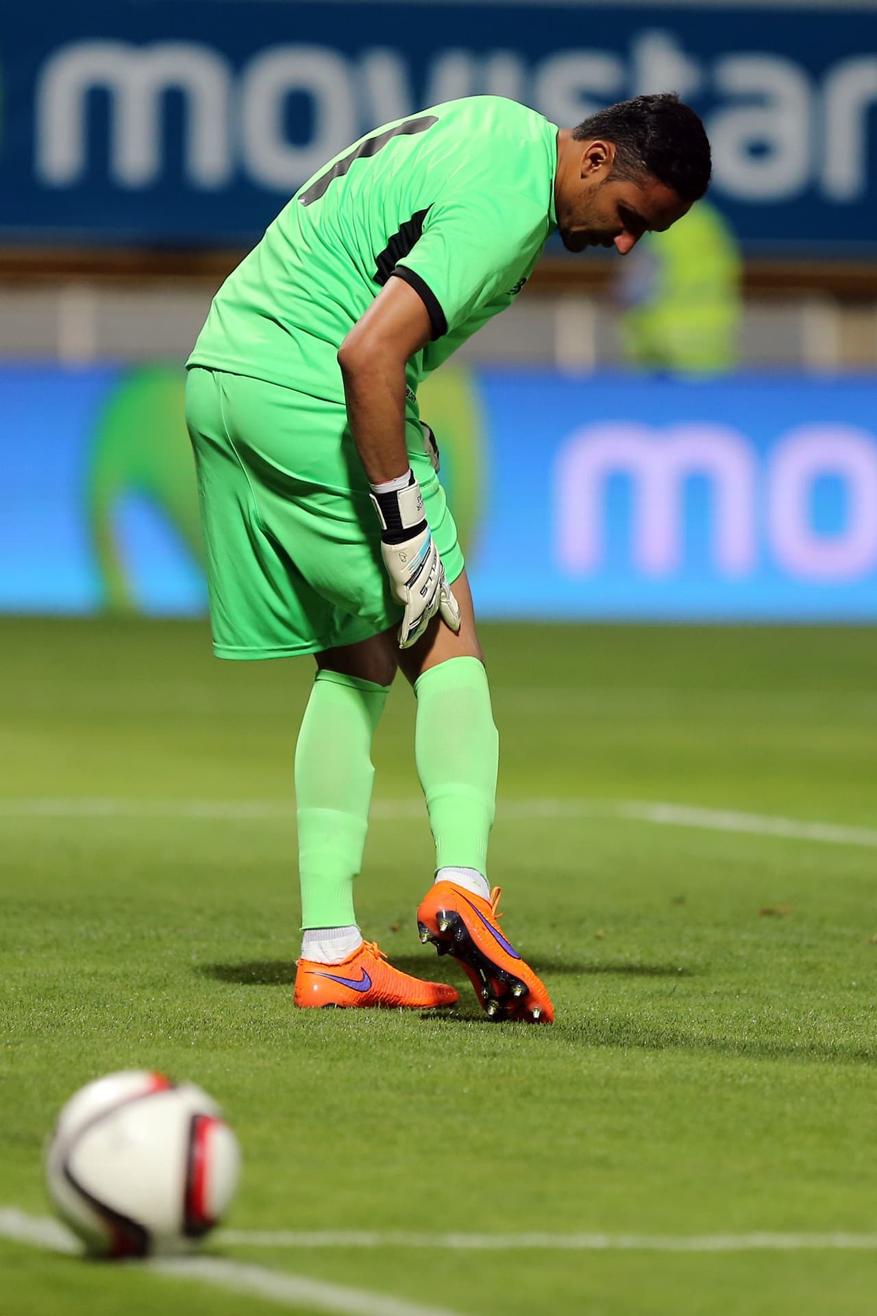 Navas se pierde el torneo debido a una lesión en el tendón de Aquiles de su pierna derecha.