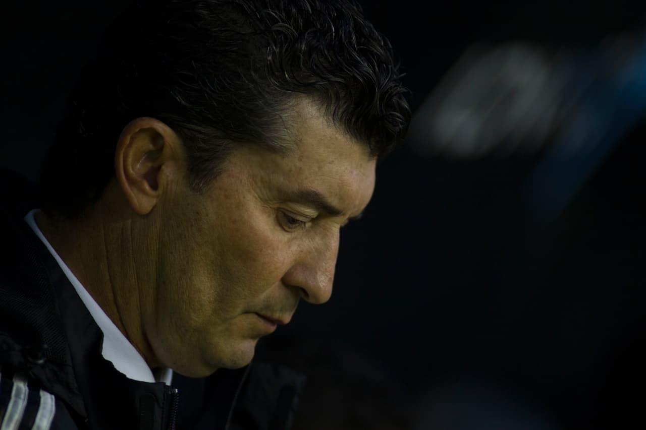 José Manuel de la Torre tuvo un año para el olvido, tenía un proyecto con Jorge Vergara pero los malos resultados terminaron por cobrarle factura y con el movimiento también quedó fuera su hermano Néstor de la Torre.