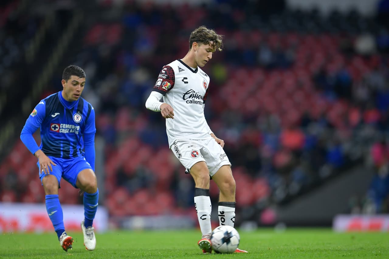 Charlie Rodríguez y Rafa Bacca son los encargados de batir las redes de Jonathan Rodríguez en la victoria de Cruz Azul 2-0 sobre Tijuana.