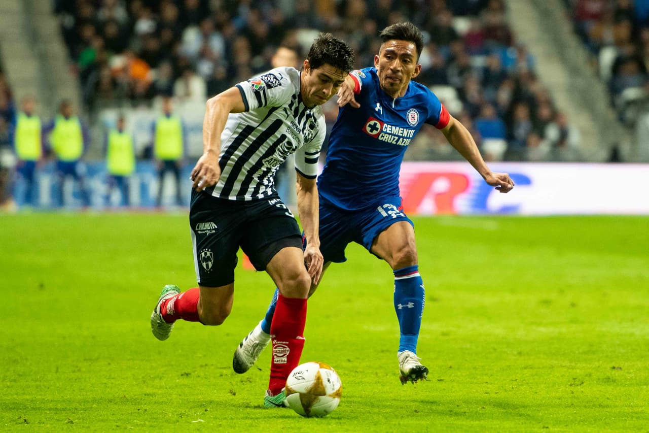 <b>Stefan Medina: 6.</b> Bien en la banda. Cuando enfrentó al Piojo Alvarado lo secó, con Elías tuvo un descuido pero no pasó a mayores. (Mexsport)