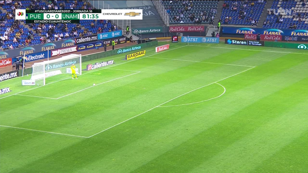 ¡TIRO ATAJADO! disparo por Christian Tabó.