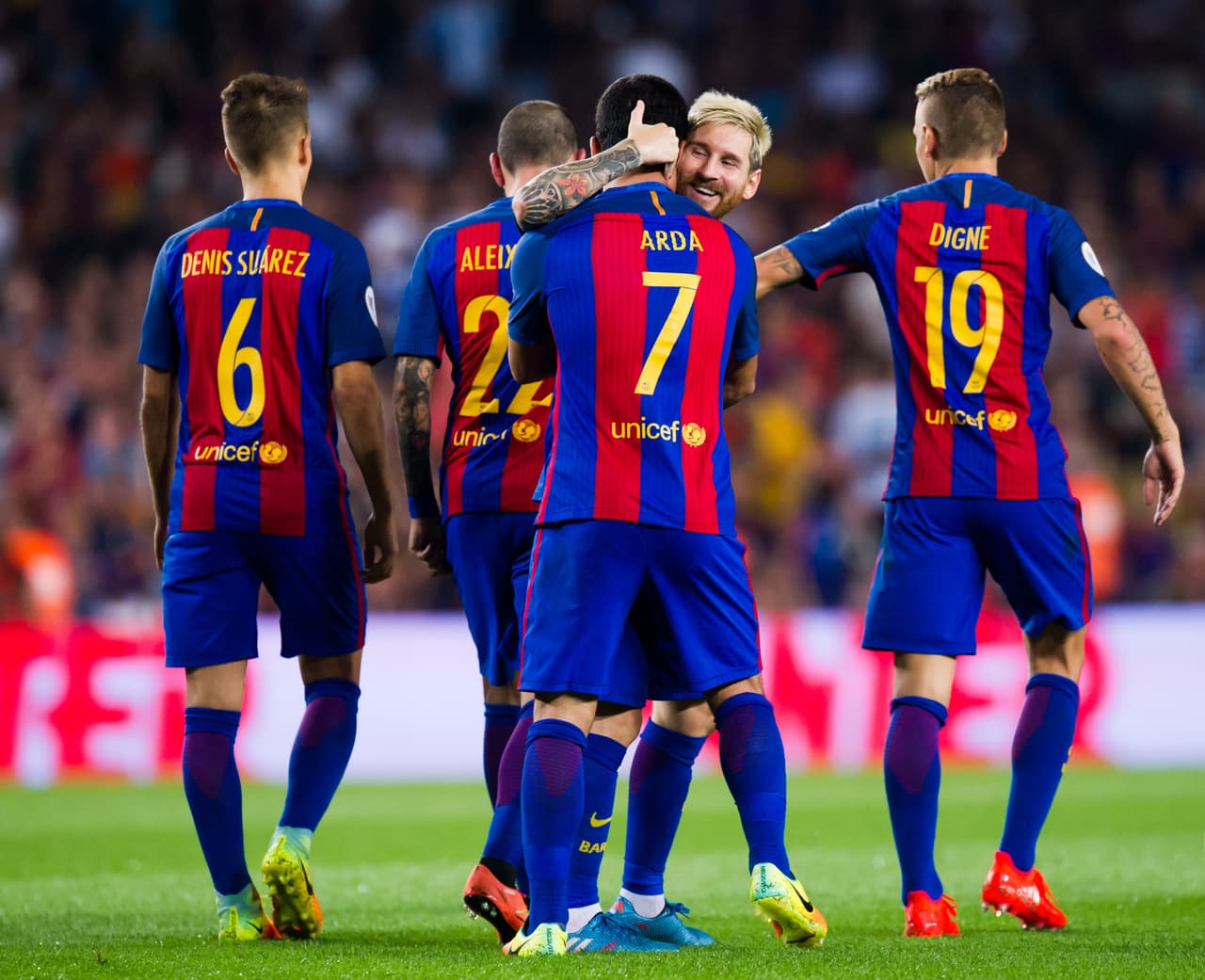 El Barça se consagra campeón de la Supercopa de España goleando a Sevilla con Messi y Arda